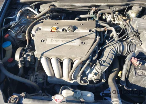 2005 Honda Accord 2.4 Lx z USA, uszkodzony, nr VIN 1HGCM56495A100139